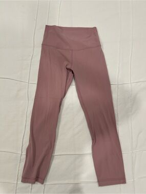 Lululemon leggings high rise cropped size 4 pink